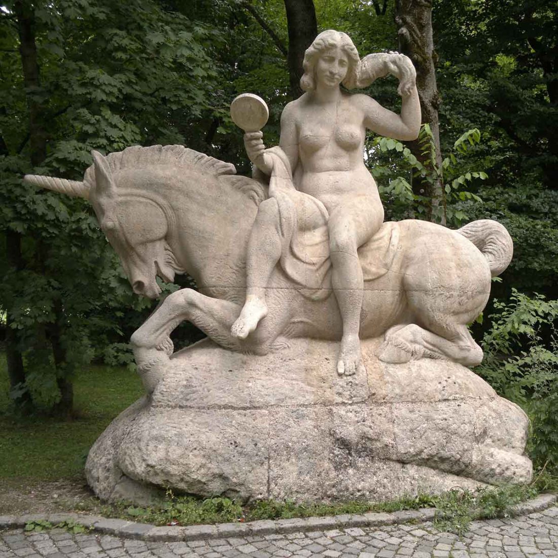 Allegorie der Schönheit | Bavariapark München